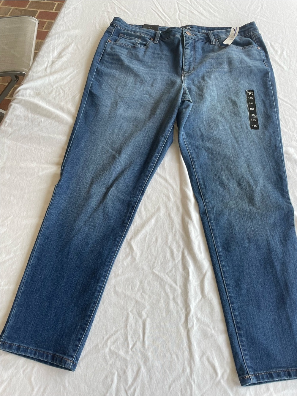👖 NWT New Directions 18S Short Skinny Jeans Stretch Denim Medium Wash Blue